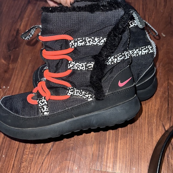 Girls' Toddler Nike boot - Picture 4 of 10